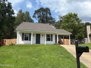 110 Cardinal Ln, Brandon, MS 39047