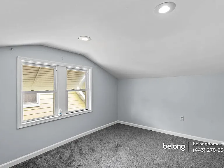 505 N Point Rd — Photo 4