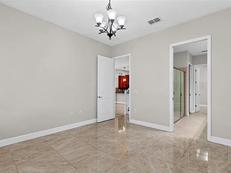 13775 Benavente Ave — Photo 8