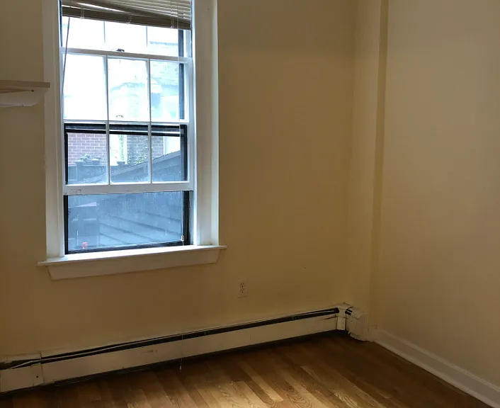 28-30 Phillips St #1 — Photo 3