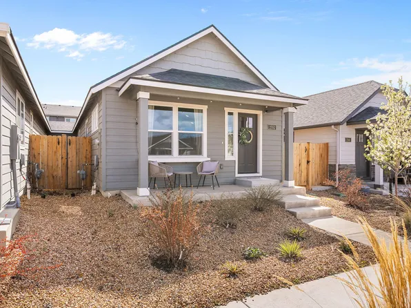 2552 NW Teak Ave, Redmond, OR 97756