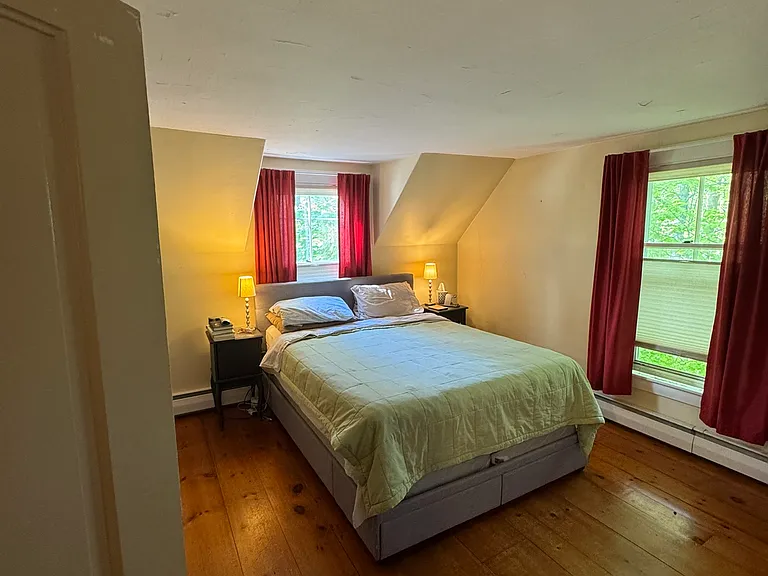 222 Hillside St — Photo 20