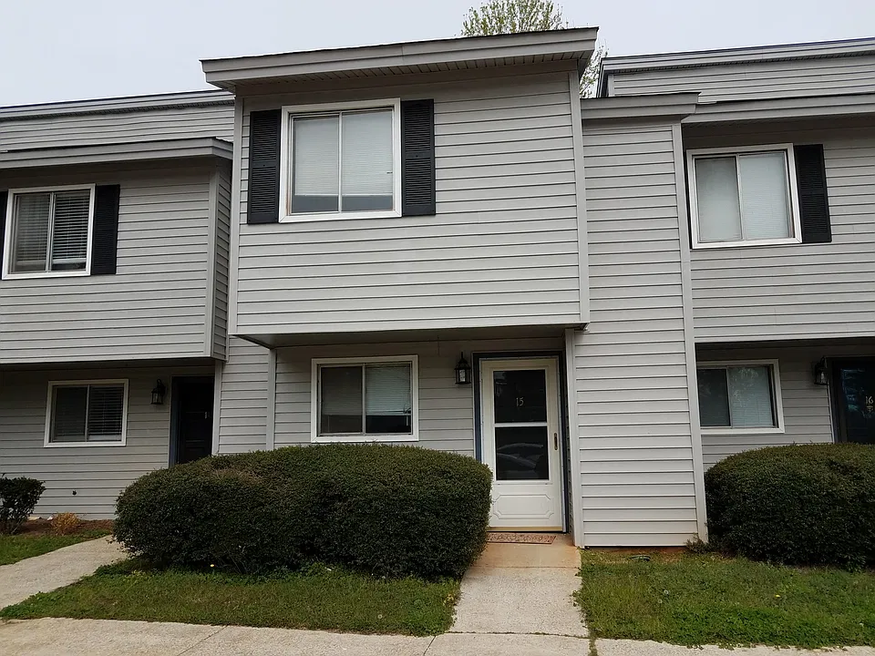 101 Cherry Hall Dr #15