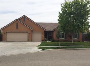 2733 W Newton Ct, Visalia, CA