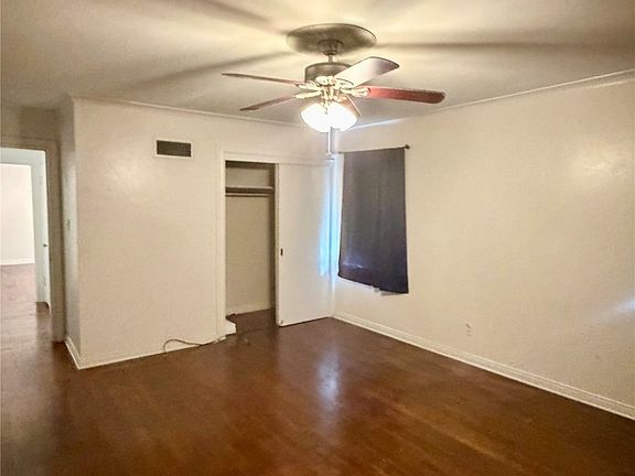 5th image of 3535 N Market St