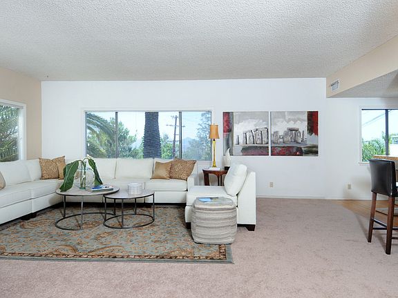 5th image of 1211 E Elmwood Ave