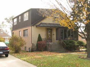 3057 S 24th Ave, Broadview, IL 60155