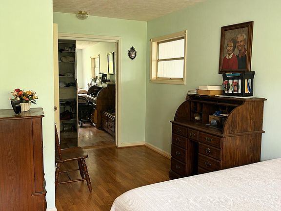 4th image of 3436 Mistletoe Ln