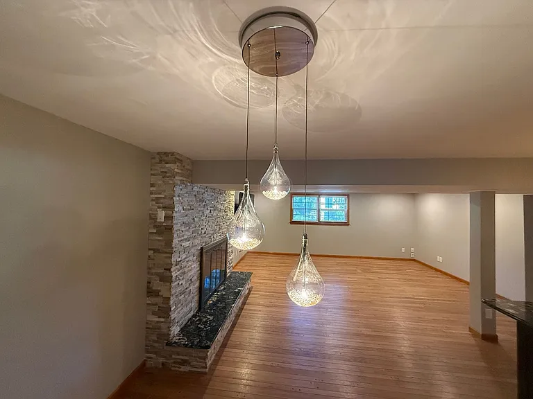2500 Bluff Blvd — Photo 58
