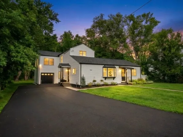 14 Big Piece Rd, Fairfield Twp., NJ 07004