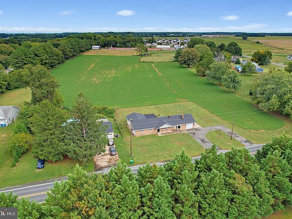 5th image of 3116 Walnut Shade Rd