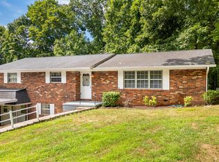 1215 Clingan Ridge Dr NW, Cleveland, TN 37312