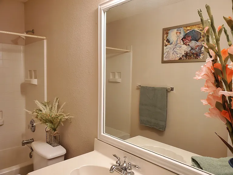 5005 Boxwood Ln — Photo 10