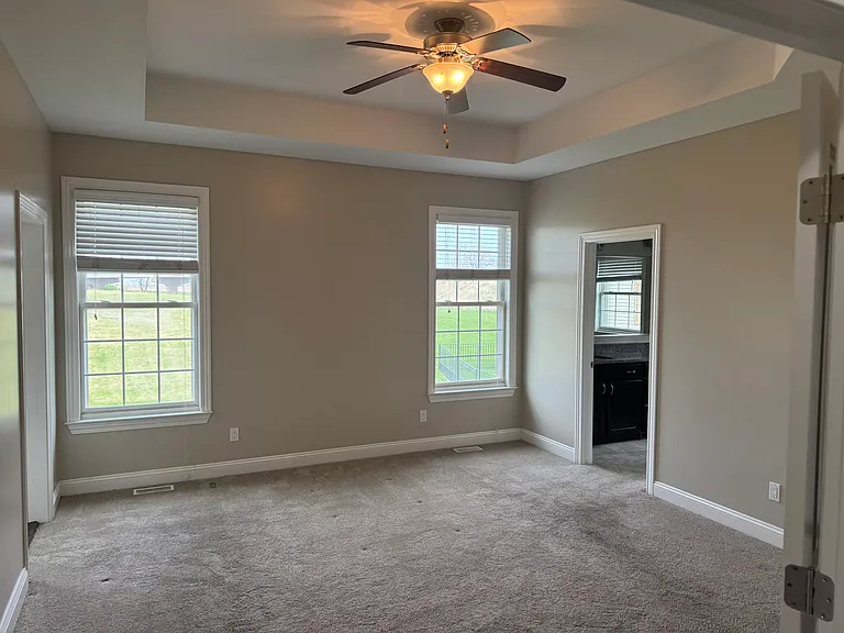70 Cobblestone Ln — Photo 8