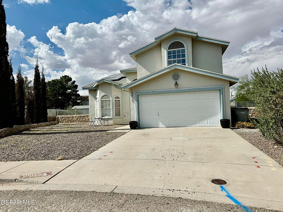 1st image of 10925 Loma De Luz Pl