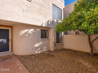 2817 E Sierra Vista Rd, Tucson, AZ 85716