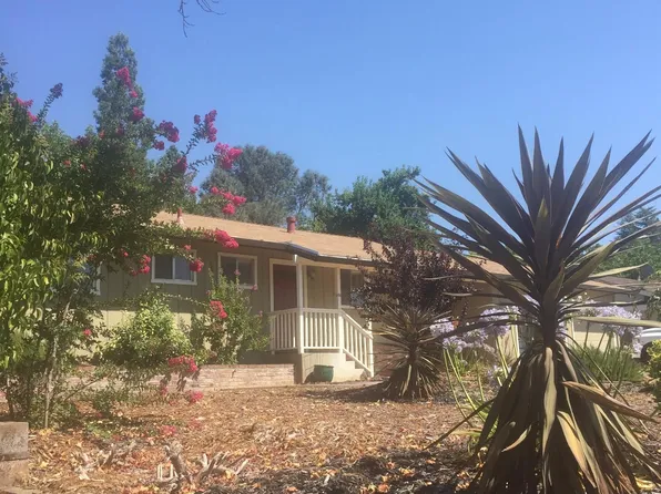 209 Ginger Dr, Auburn, CA 95603