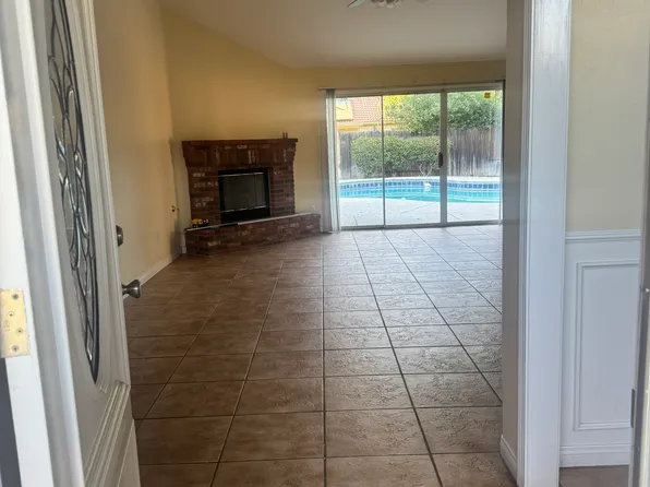 10508 Loughton Ave, Bakersfield, CA 93311