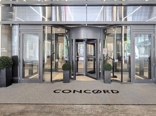 1 Concord Cityplace Way #4308, Toronto, ON M5V 3V4