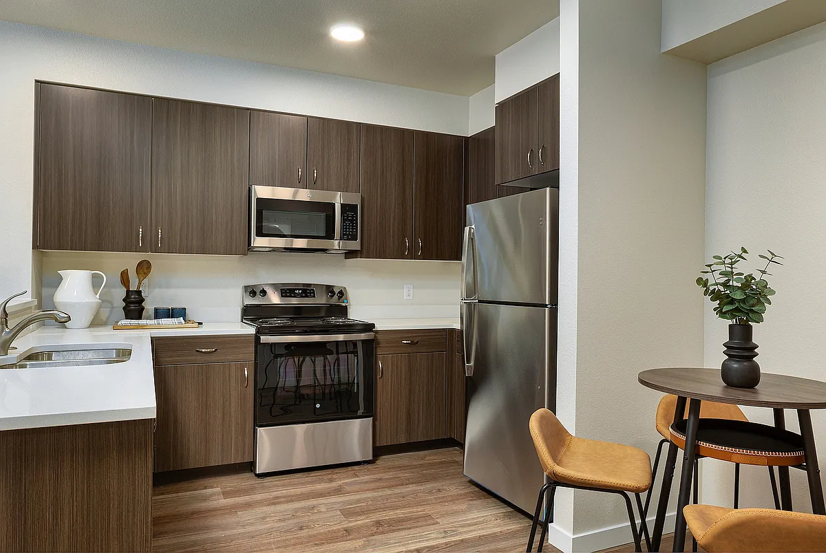Building Photo - Creekside Meadows
