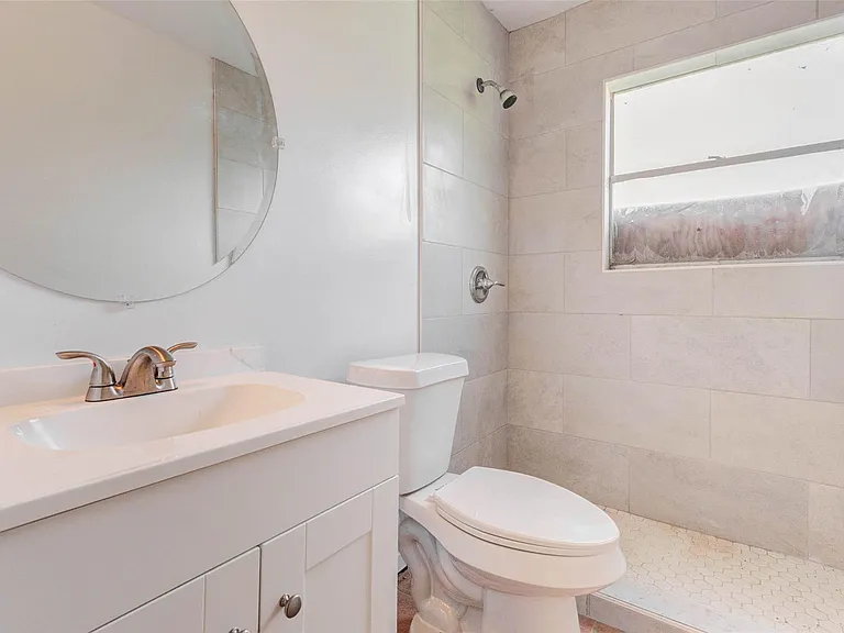 3513 Bloomfield St — Photo 7