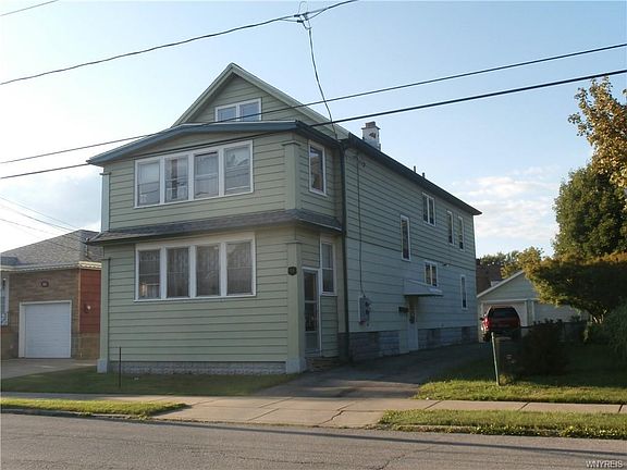 3rd image of 94 Payne Ave