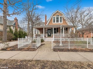 324 E Center Ave, Lake Bluff, IL