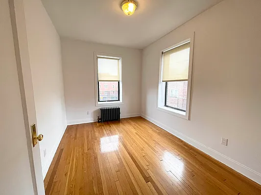 Rented by Century 21 Premier  | media 13