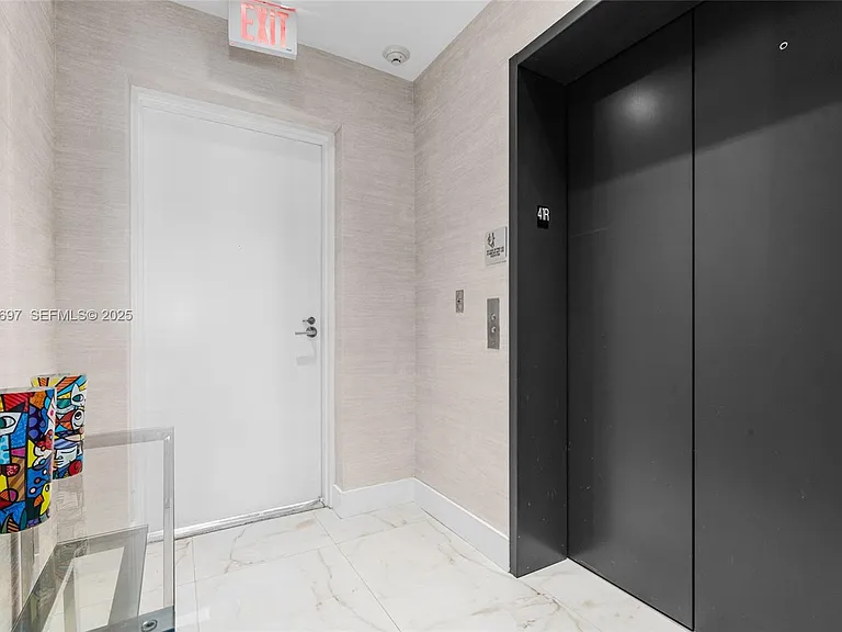 2900 NE 7th Ave #4004 — Photo 23