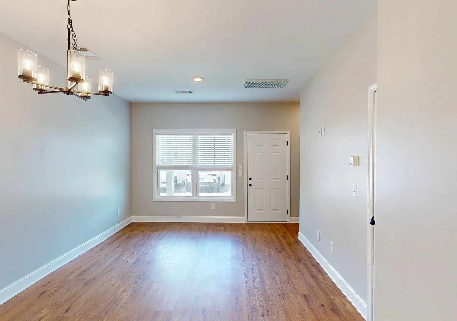 Refreshed 2 Bed/2 Bath Townhomes With Flex Room in Columbia, TN! — Photo 3