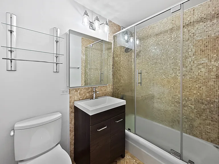 655 W Irving Park Rd #3608 — Photo 14