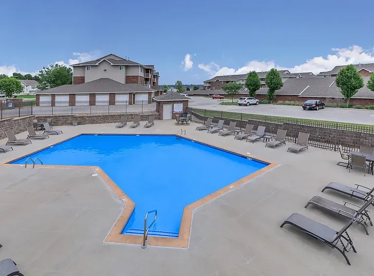 Springhill Ridge Apartments — Photo 31