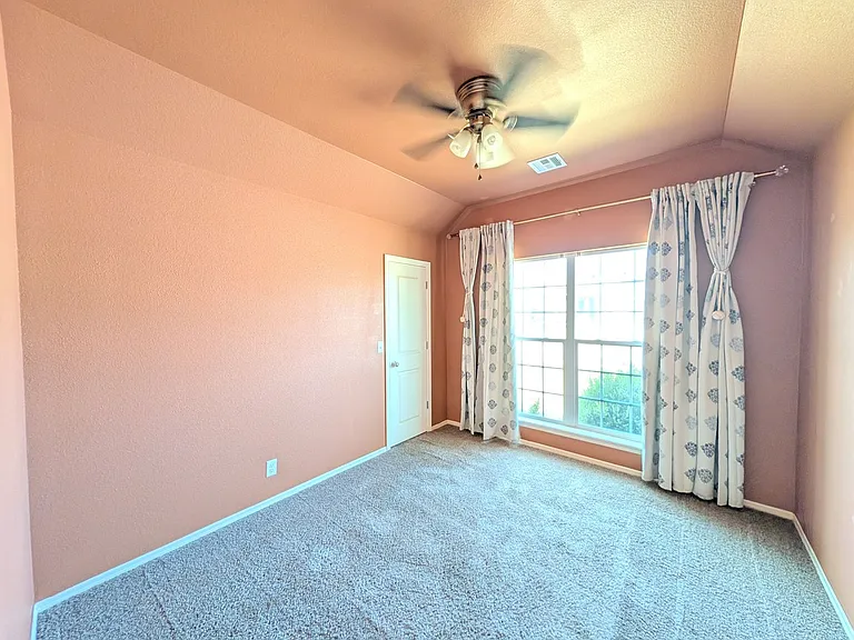 10375 S Nathan St — Photo 9