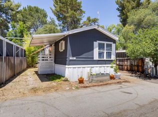 30473 Mulholland Hwy SPC 26, Agoura Hills, CA 91301
