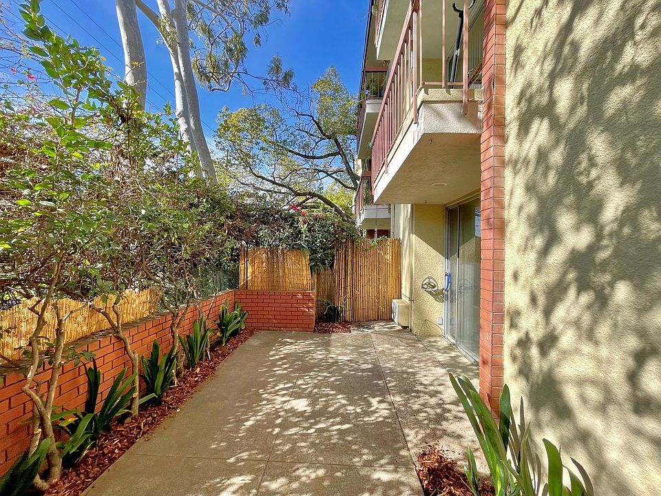 1st image of 1932 Overland Ave #101