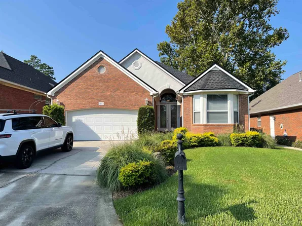 3017 Sawgrass Cir, Tallahassee, FL 32309