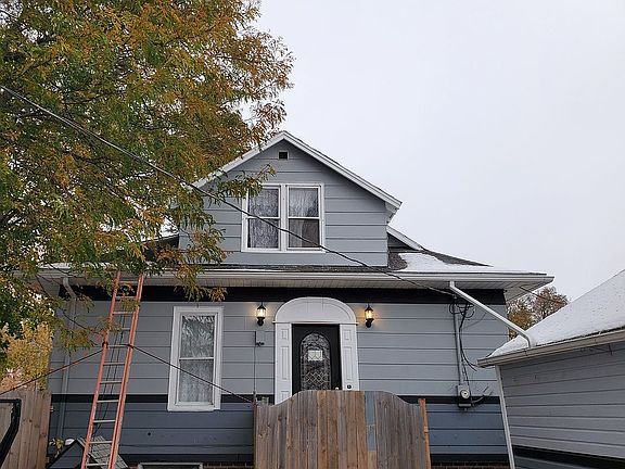 3rd image of 522 S Hiawatha Ave