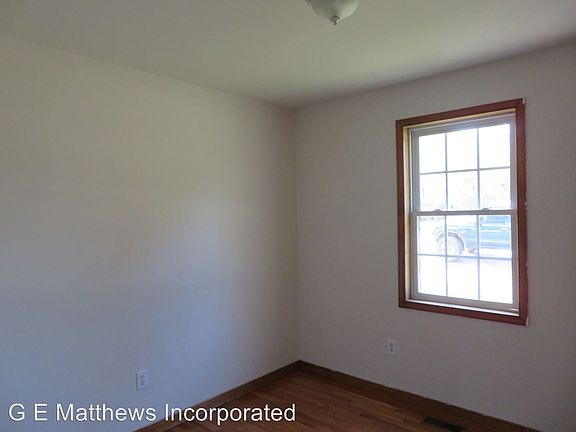 2nd image of 507 Saint Andrew St