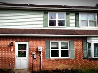 7 Winding Way, Lititz, PA 17543