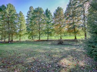 700 W Rolling Rd, Springfield, PA 19064