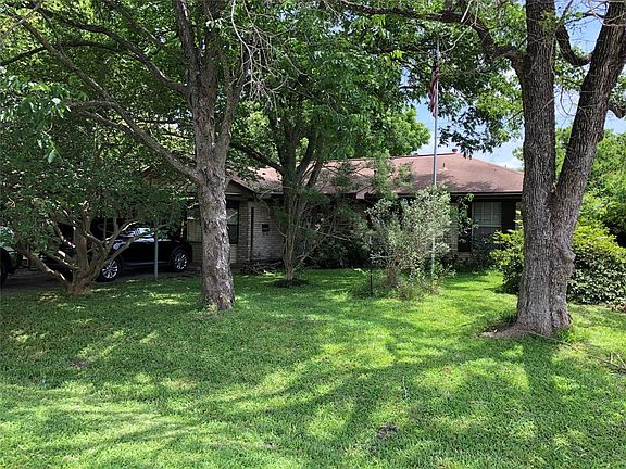 5th image of 9022 Cheswick Dr