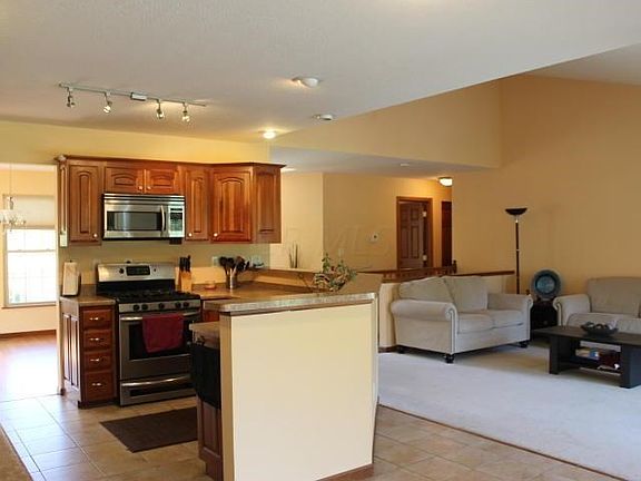 2nd image of 21122 Floralwood Dr