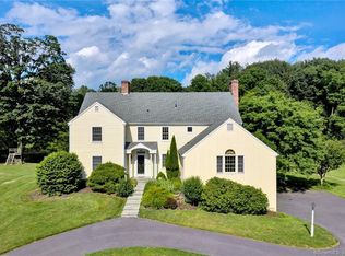 48 Lewis Dr, Ridgefield, CT 06877