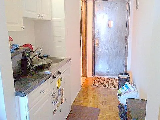 Rented by Manhattan Spaces | media 6