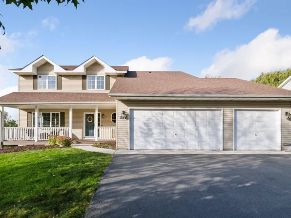 254 Jaspers Cir S, Chaska, MN 55318