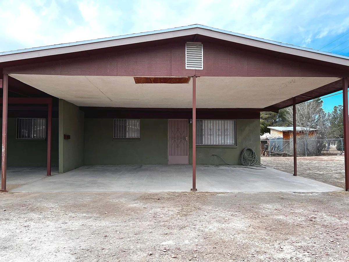 Building Photo - 647 Soya Dr #A