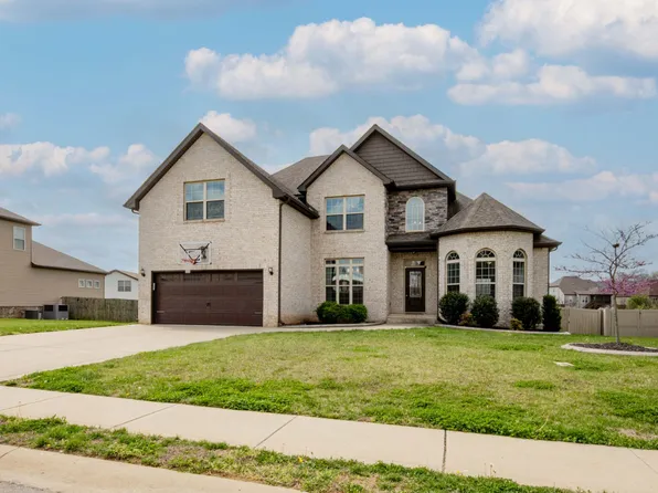 204 Bluebriar Trce, Clarksville, TN 37043