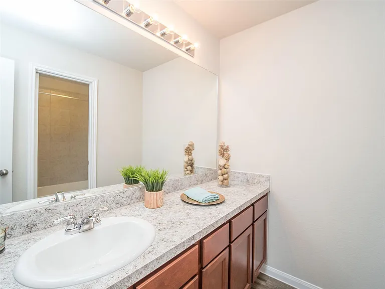 3542 Vivaldi Dr — Photo 24