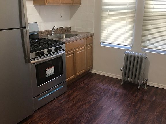 3rd image of 25-01 30th Ave #2R
