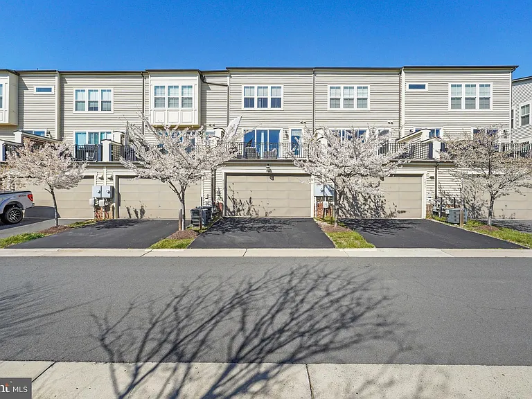 42265 Riggins Ridge Ter — Photo 52